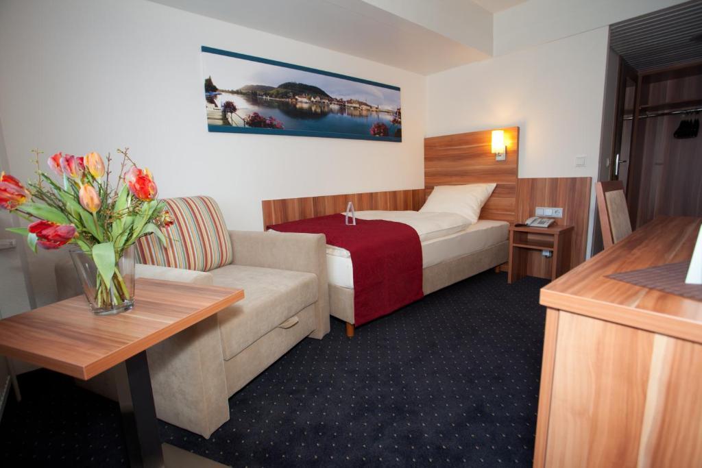 Hotel Knaus am Hafen Uhldingen-Mühlhofen Zimmer foto